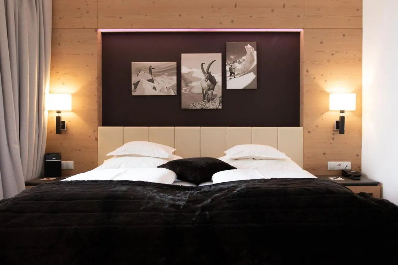 Hotel Enzian Hochsoelden Superior 4*, Solden Austria