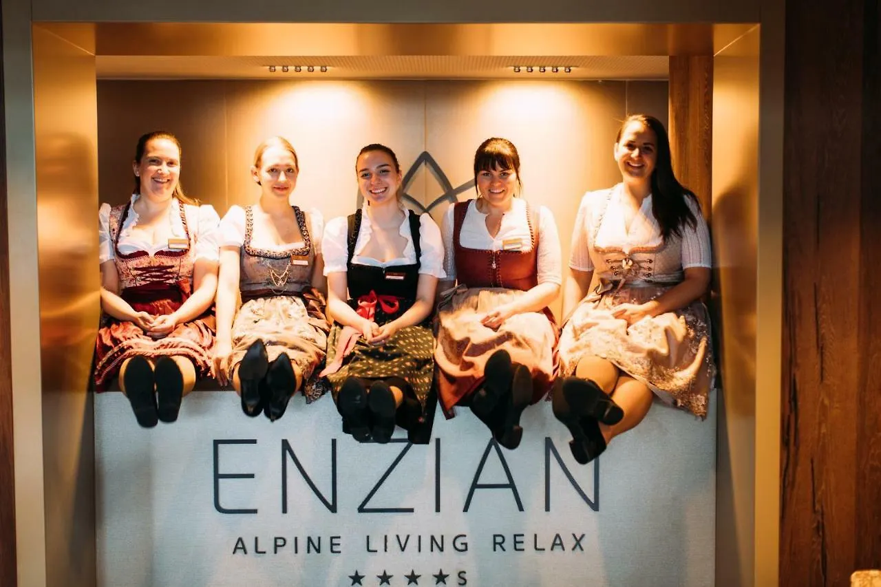 Hotel Enzian Hochsoelden Superior 4*, Solden Austria